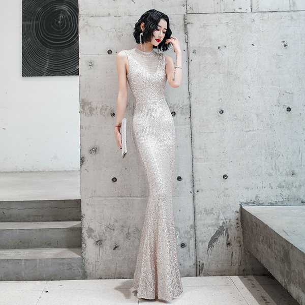 ชุดราตรี ชุดราตรีสวยหรู แบบ ทันสมัย Evening dress