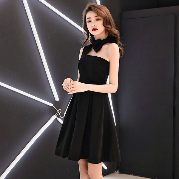 ชุดราตรี ชุดออกงาน ดีไซน์หรู แบรนด์ Angel