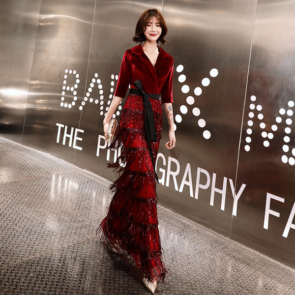ชุดราตรี ชุดราตรีสวยหรู แบบ ทันสมัย Evening dress