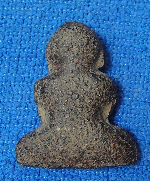 พระปิดตาหลวงปู่เอี่ยม