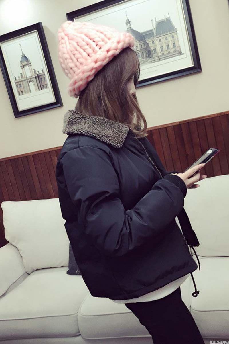 เสื้อกันหนาว บุนวมฟูๆ แต่งขนแกะที่คอปกเสื้อ ตัวสั้นน่ารัก ผ้าร่มเนื้อดีกันลม เกาหลีมากๆ พร้อมส่ง