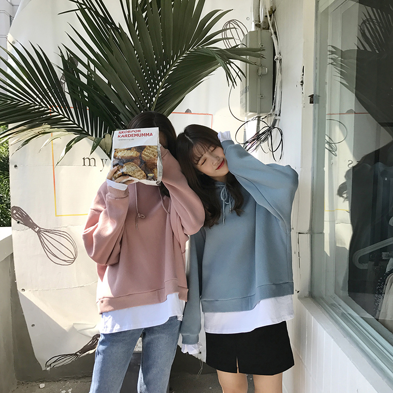 เสื้อกันหนาวแขนยาว แต่งชายเสื้อยืดสีขาวด้านใน ผ้าคอตตอน+สำลีเนื้อนุ่มและอุ่นมากๆ สีโทนหมนๆ กำลังฮิต น่ารักมากค่าาา >< free