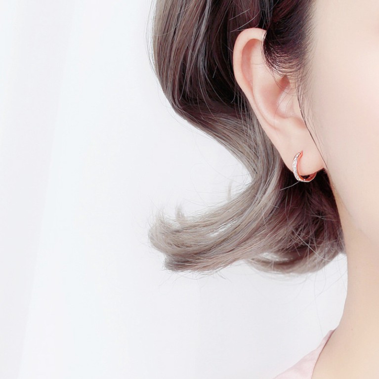 ต่างหูเงินแท้ S925 รุ่น Romance ต่างหูห่วงเพชร CZ 8เม็ด สีเงิน พิงค์โกลด์ ตุ้มหูเงินS925