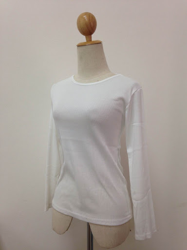 เสื้อสเวตเตอร์ ไหมพรม ผ้าร่อง สุดฮิตใส่สบาย