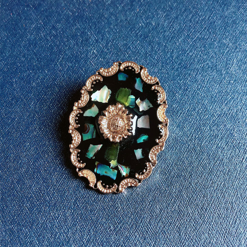 เข็มกลัด เข็มกลัดสวยๆ เข็มกลัดติดเสื้อ Brooch