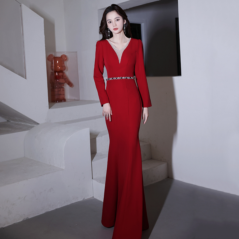 ชุดราตรี ชุดราตรีสวยหรู แบบ ทันสมัย Evening dress