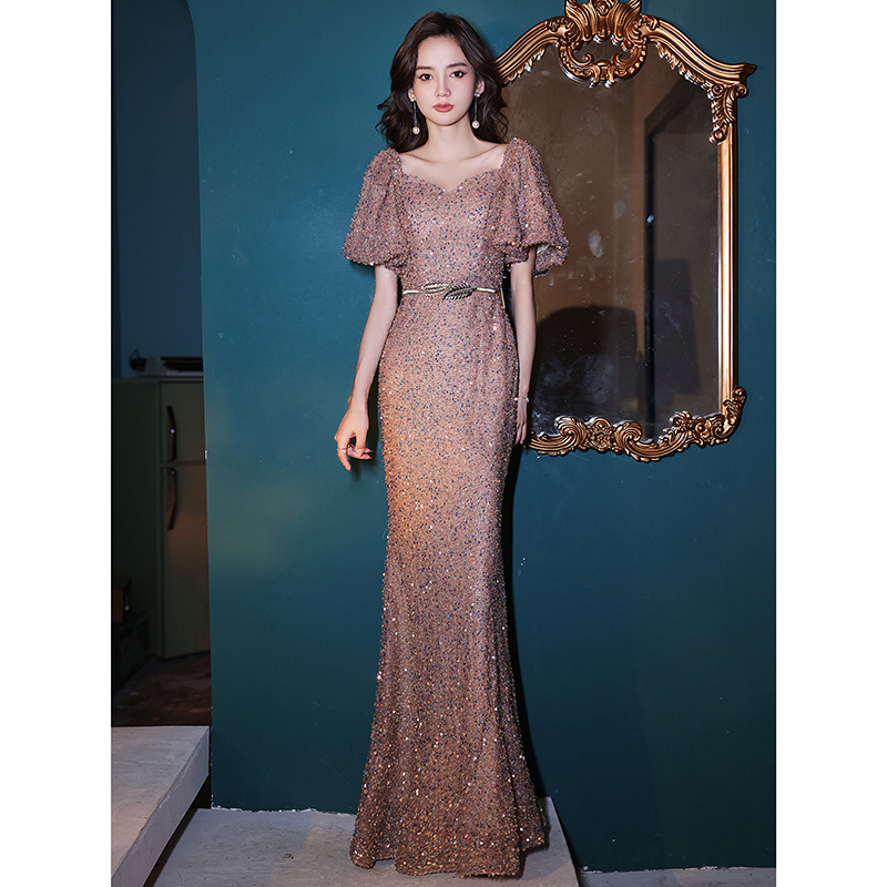 ชุดราตรี ชุดราตรีสวยหรู แบบ ทันสมัย Evening dress
