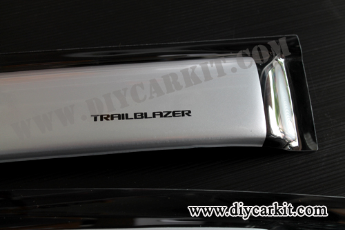 กันสาดประตู สีบรอนซ์เงิน Trailblazer