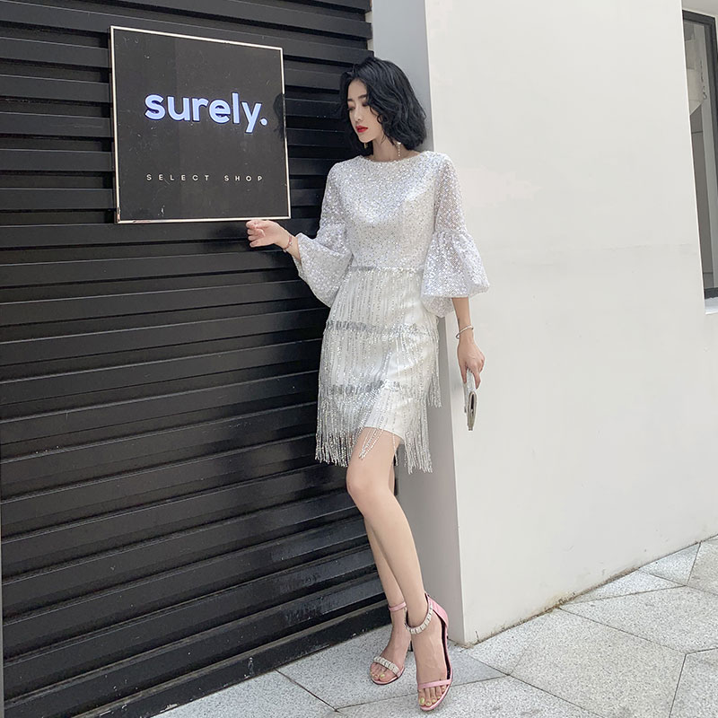 ชุดราตรี ชุดราตรีสวยหรู แบบ ทันสมัย Evening dress