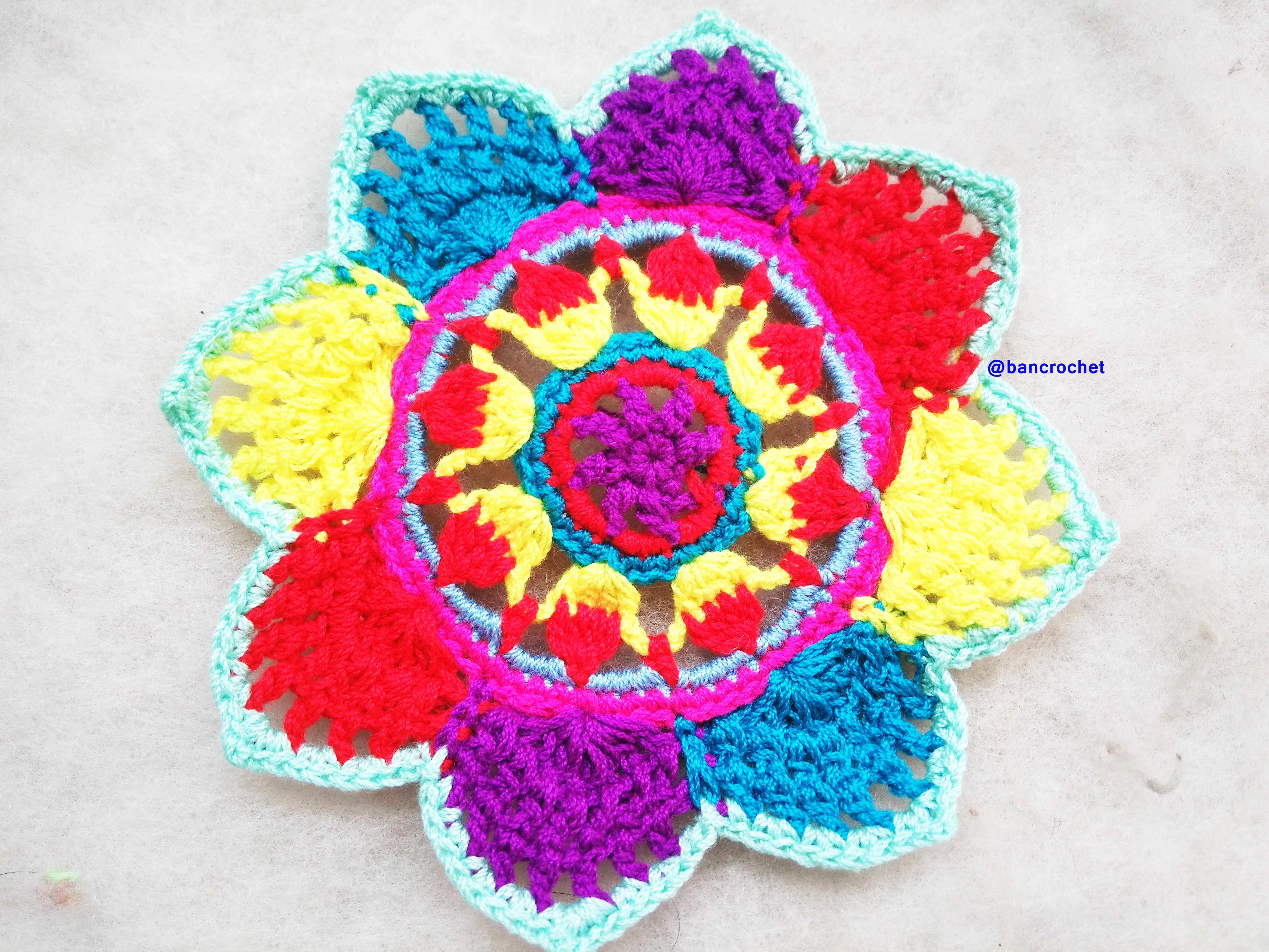 Bancrochet ที่รองแก้วถักโครเชต์ crochet coasters หลากสี 4 นิ้ว