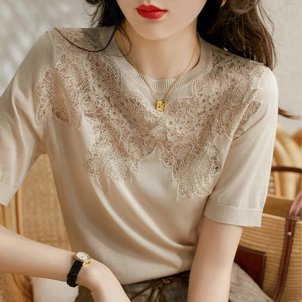 เสื้อลูกไม้ แขนสั้น