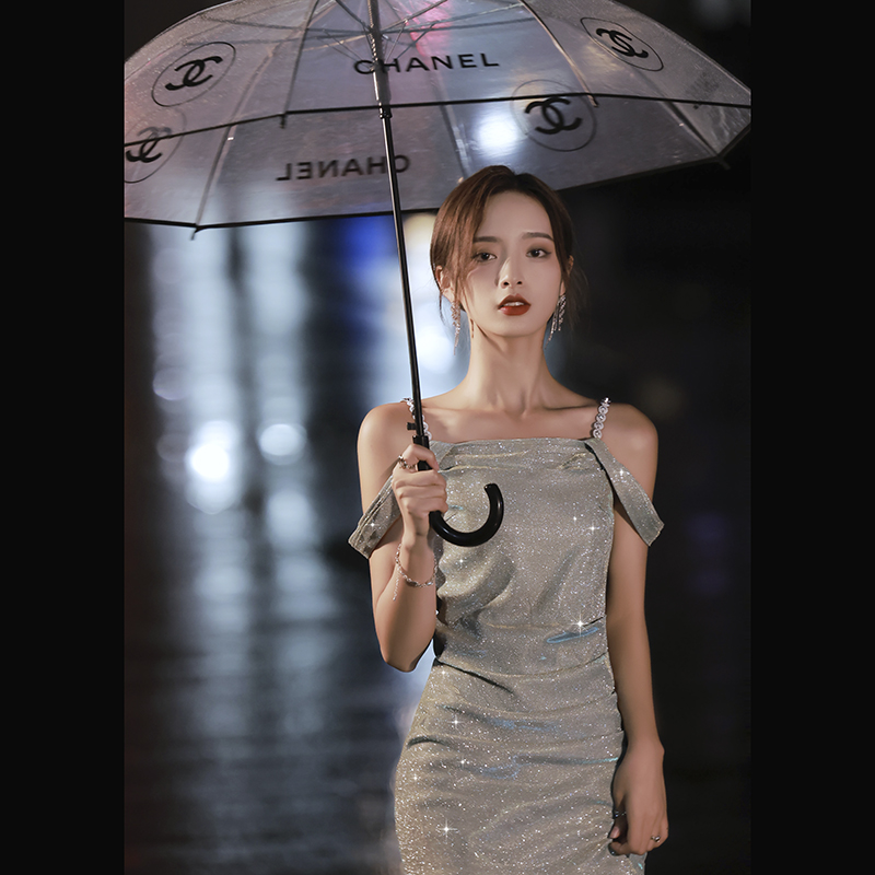 ชุดราตรี ชุดราตรีสวยหรู แบบ ทันสมัย Evening dress