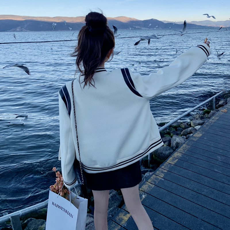 เสื้อโค้ท เสื้อโค้ทกันหนาว เสื้อโค้ทใส่เที่ยวต่างประเทศ ยี่ห้อ: Qianziqian