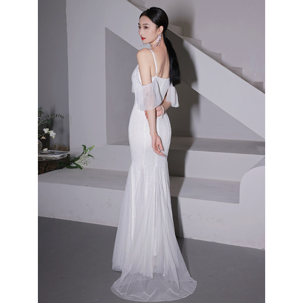 ชุดราตรี ชุดราตรีสวยหรู แบบ ทันสมัย Evening dress