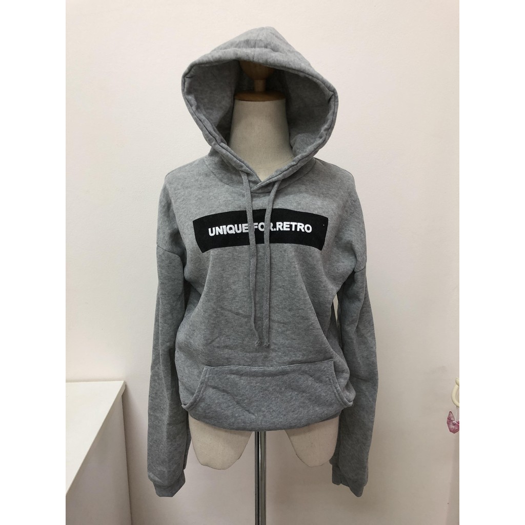 เสื้อกันหนาวฮู้ดดี้ แฟชั่นเกาหลี สีเทา น่ารักมากจ้า ผ้าเนื้อไม่หนาใส่ในไทยได้จ้า พร้อมส่ง งานจริงในภาพสุดท้าย สีเทา