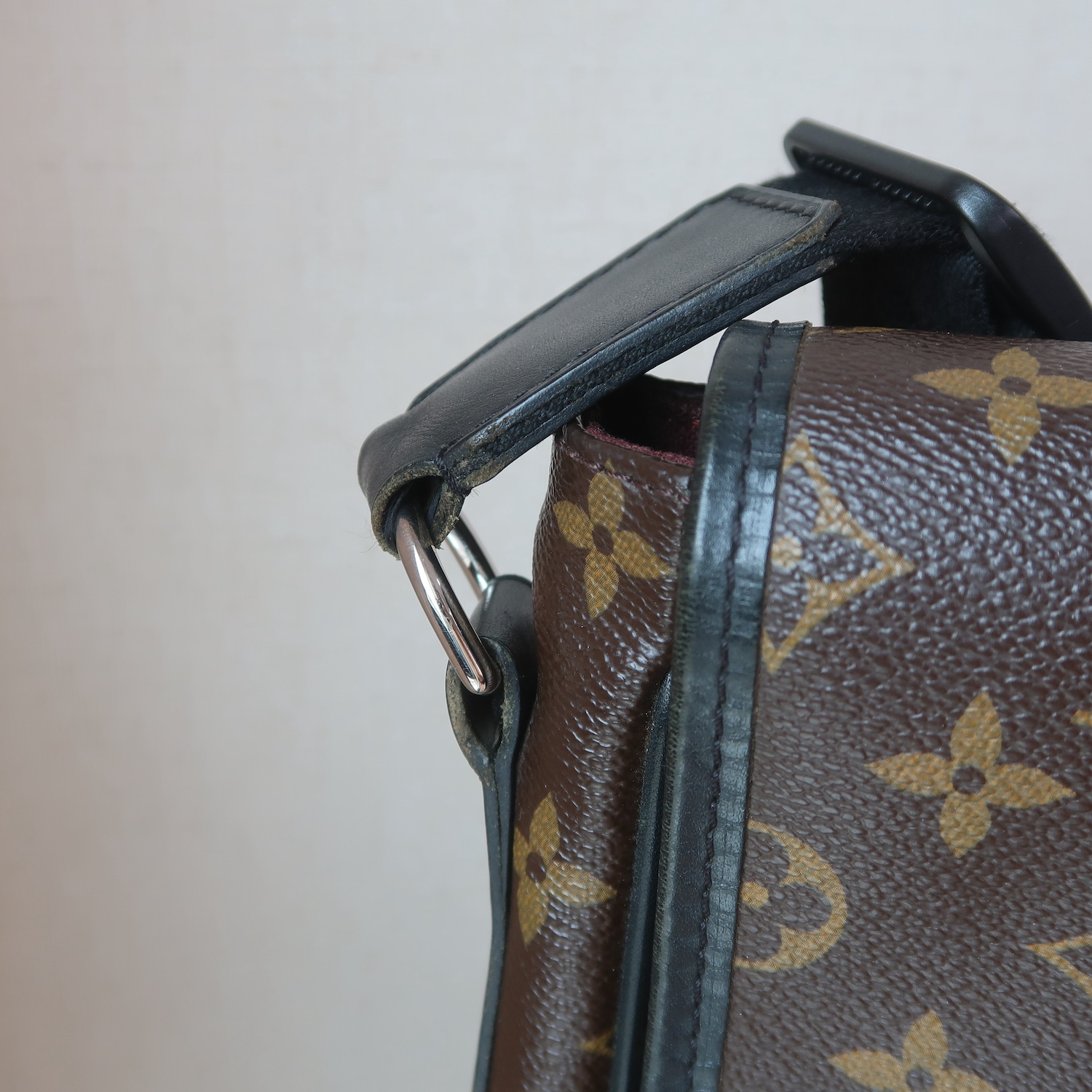 Louis Vuitton Monogram Macassar Bass GM