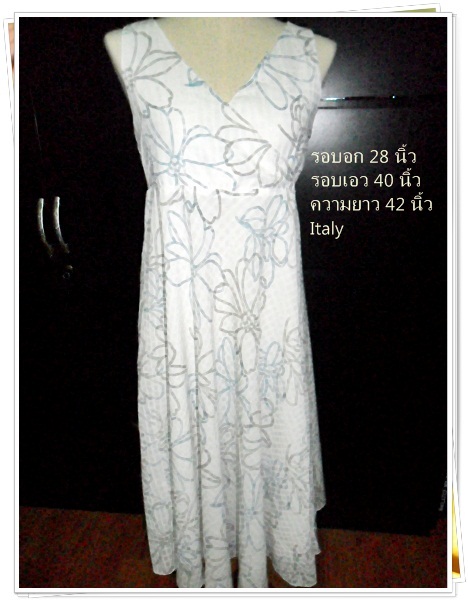 #1132 Used เดรสสีขาว ลายดอกไม้ ผ้าซีฟอง Made in Italy