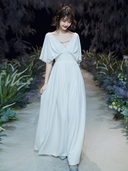 ชุดราตรี ชุดราตรีสวยหรู แบบ ทันสมัย Evening dress