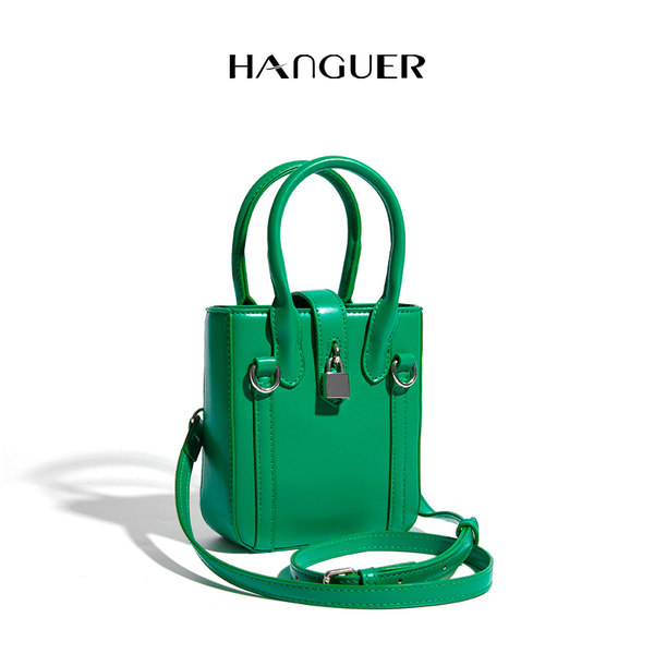 กระเป๋าสะพายข้างผู้หญิง กระเป๋าสะพายสไตล์เกาหลี By HANGUER&CK