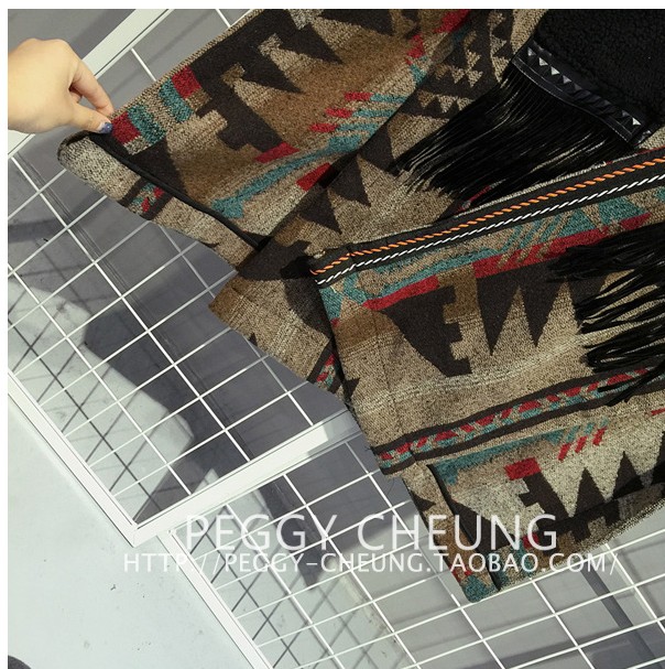 เสื้อคลุมกันหนาว ตัวยาว ผ้าทอเนื้อแน่นนุ่ม งานดีผ้าดีตามแบบเลยจ้า ใครชอบแนวนี้ต้องรีบจัดเลยจ้า