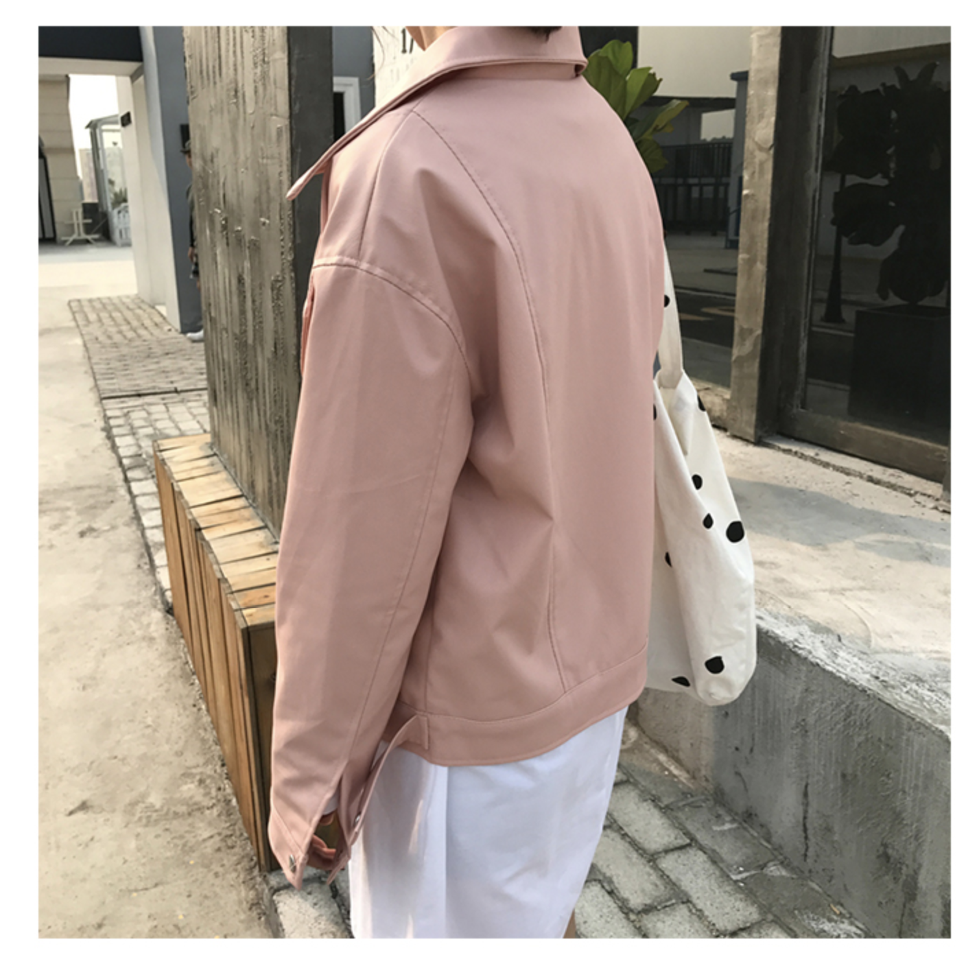 แจ็คเก็ตหนัง ทรงสวย งานคุณภาพดี เก๋ไก๋ พร้อมส่งเลยจ้า pink