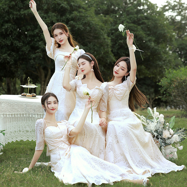 ชุดเพื่อนเจ้าสาวสีครีม ชุดเพื่อนเจ้าสาว ชุดไปงานแต่งงาน