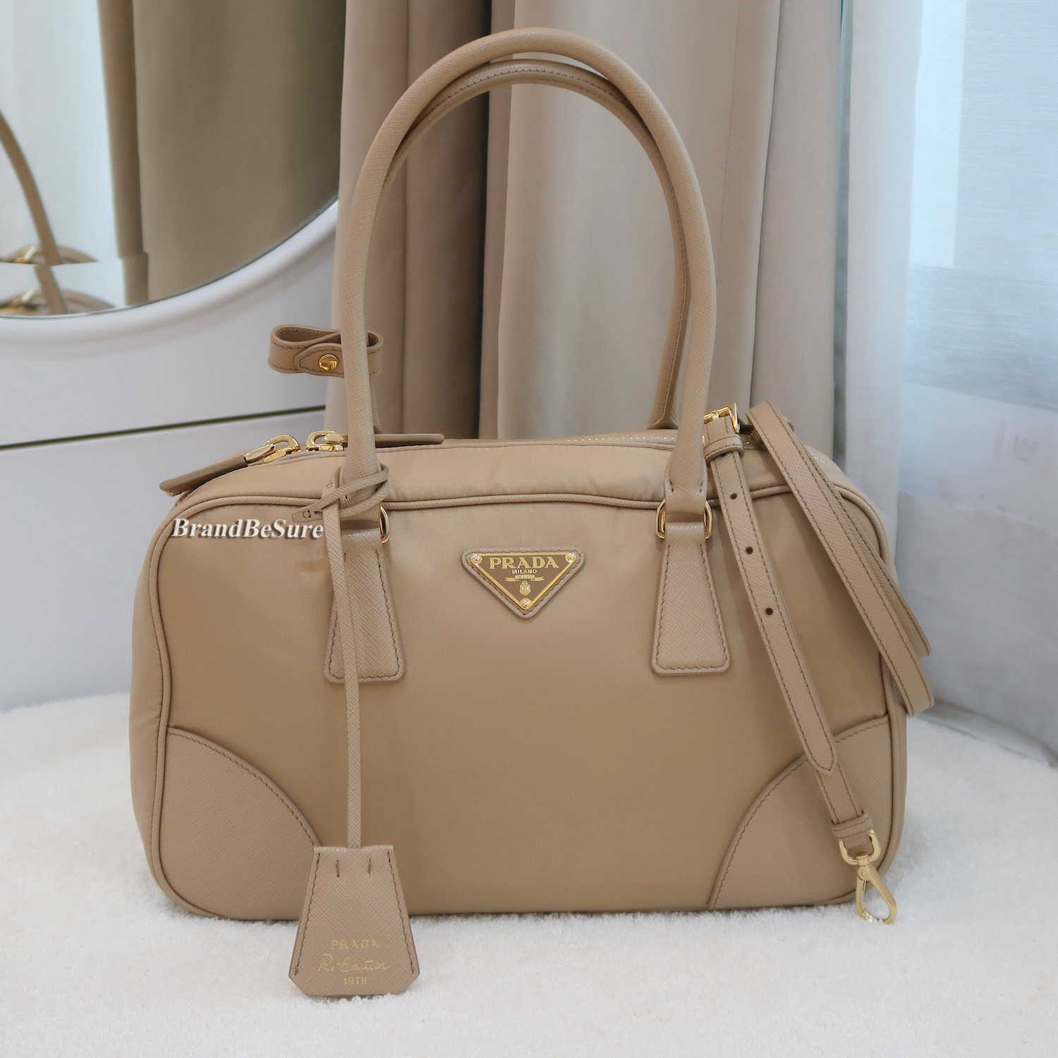 Prada Camel Beige Re-Nylon 1978 Medium (2024)