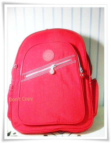 กระเป๋า notebook สะพายหลัง สีแดง KP001