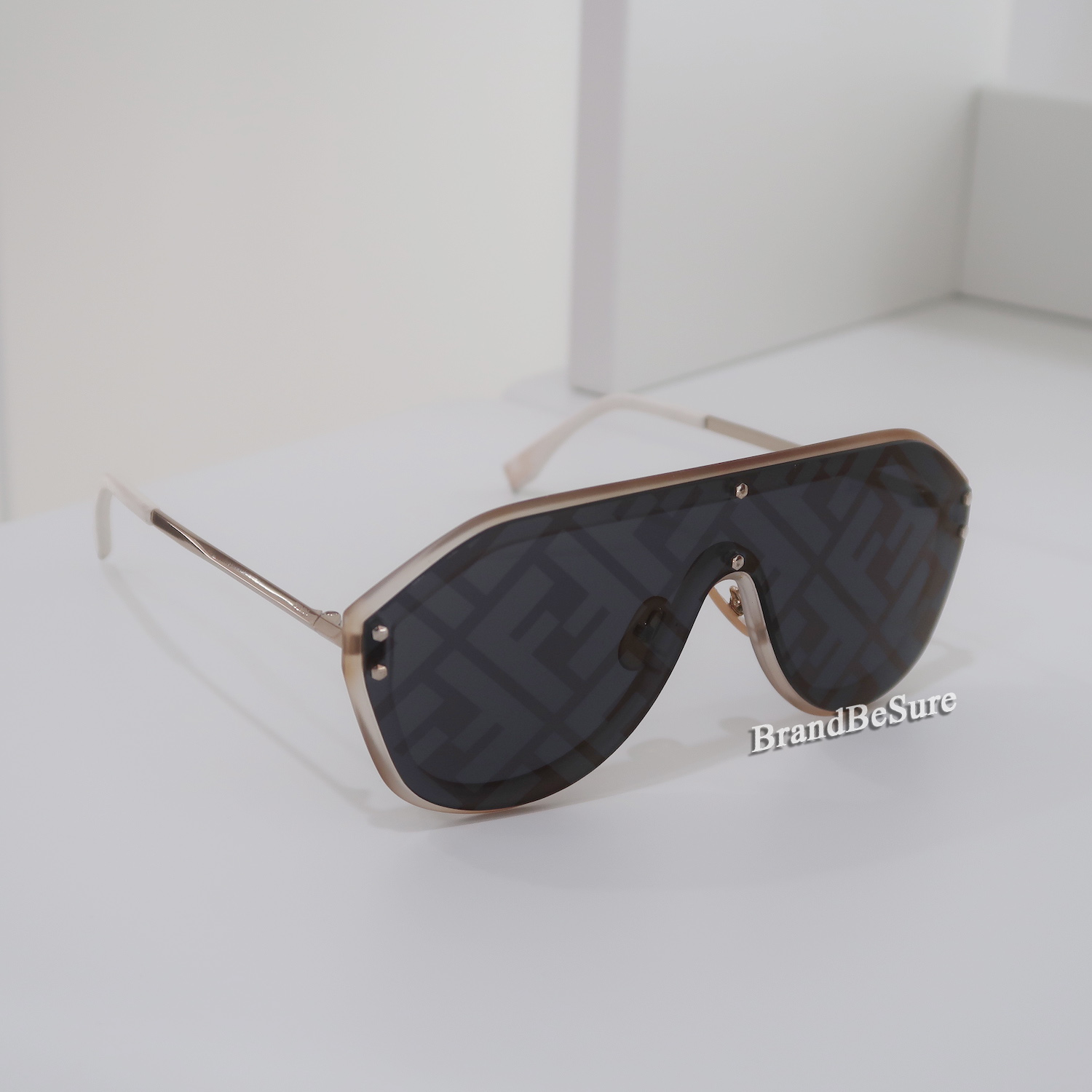 Fendi FF Logo Sunglasses M0039