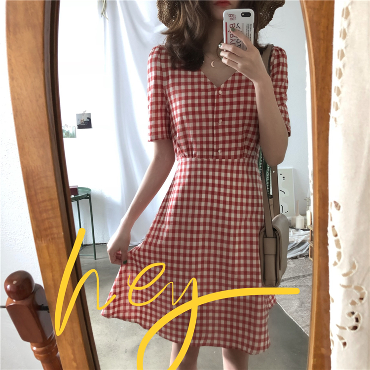 Dress4549 เดรสลายสก็อตคอวีกระดุมหน้าแกะได้ ซิปหลังใส่ง่าย มีผ้าผูกเอว ผ้าคอตตอนลินินเนื้อดีใส่สบาย งานดีทรงดี ทรงนี้น่ารักใส่ได้เรื่อยๆ ใส่ทำงาน/ใส่เที่ยว ชุดเดียวจบ มี 2 สี เหลือง, แดง