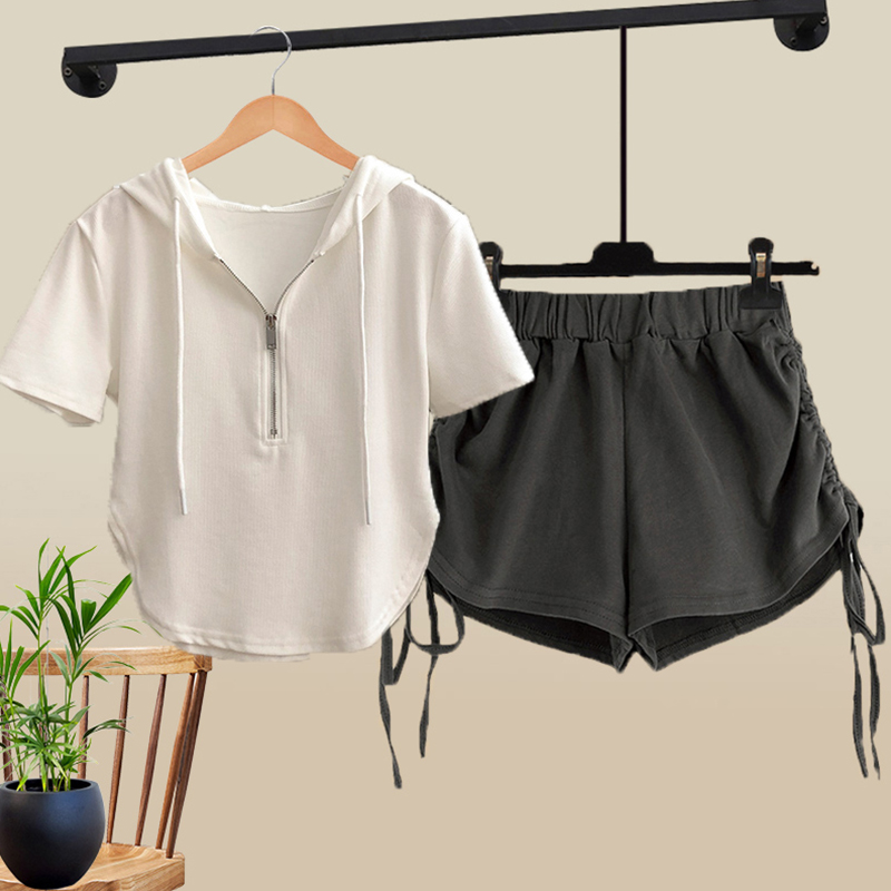 เสื้อผ้าวัยรุ่นเกาหลี เสื้อยืดวัยรุ่นผู้หญิง มีขนาด S M L XL