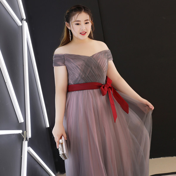 ชุดราตรีคนอ้วน ชุดราตรีไซส์ใหญ่ สาวอวบ ชุดราตรีสาวอวบ ชุดออกงานสาวอวบ ชุดออกงานคนอ้วน