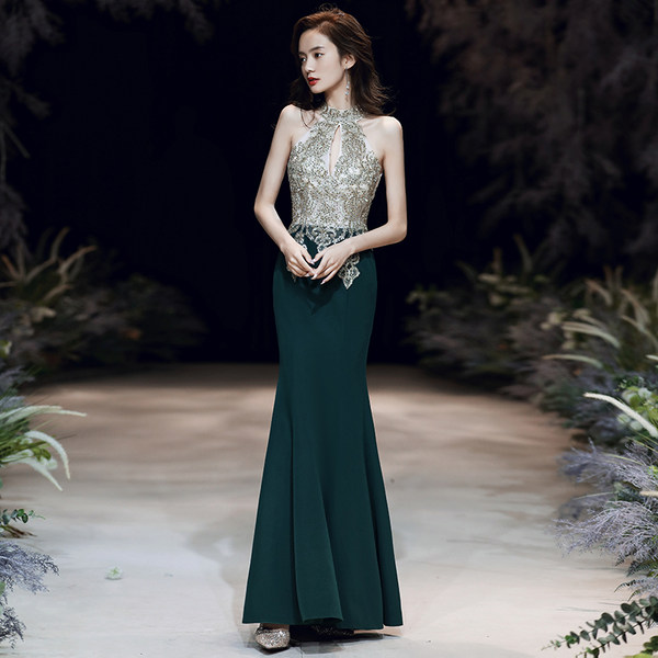 ชุดราตรี ชุดราตรีสวยหรู แบบ ทันสมัย Evening dress