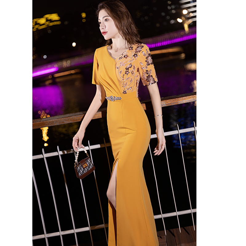 ชุดราตรี ชุดราตรีสวยหรู แบบ ทันสมัย Evening dress