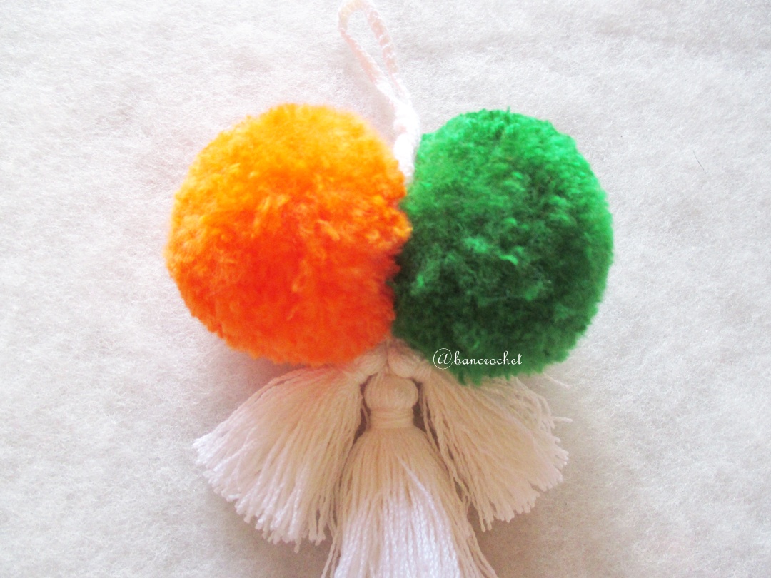 พู่+ปอมปอมแขวนกระเป๋าถักโครเชต์ pompom crochet
