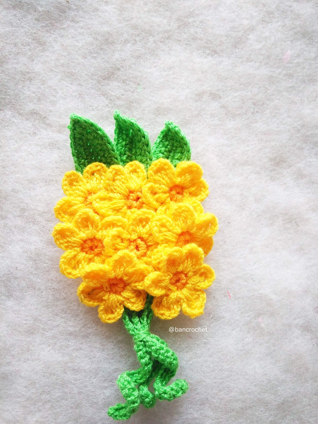 เฉพาะราคาส่ง ช่อดอกไม้จิ๋วถักโครเชต์ Mini flower bouquet crochet (only wholesale) สำเนา หลากสี 5 นิ้ว