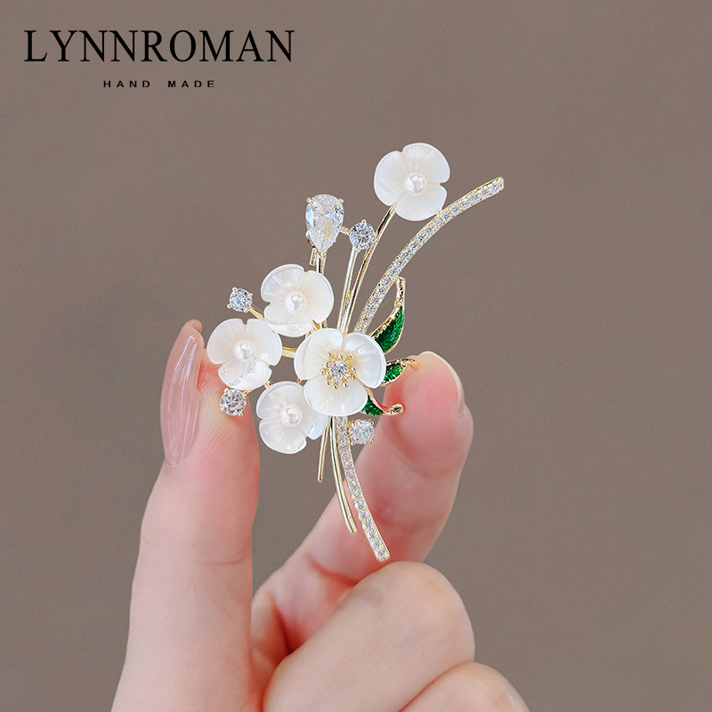 เข็มกลัด เข็มกลัดสวยๆ เข็มกลัดติดเสื้อ Brooch