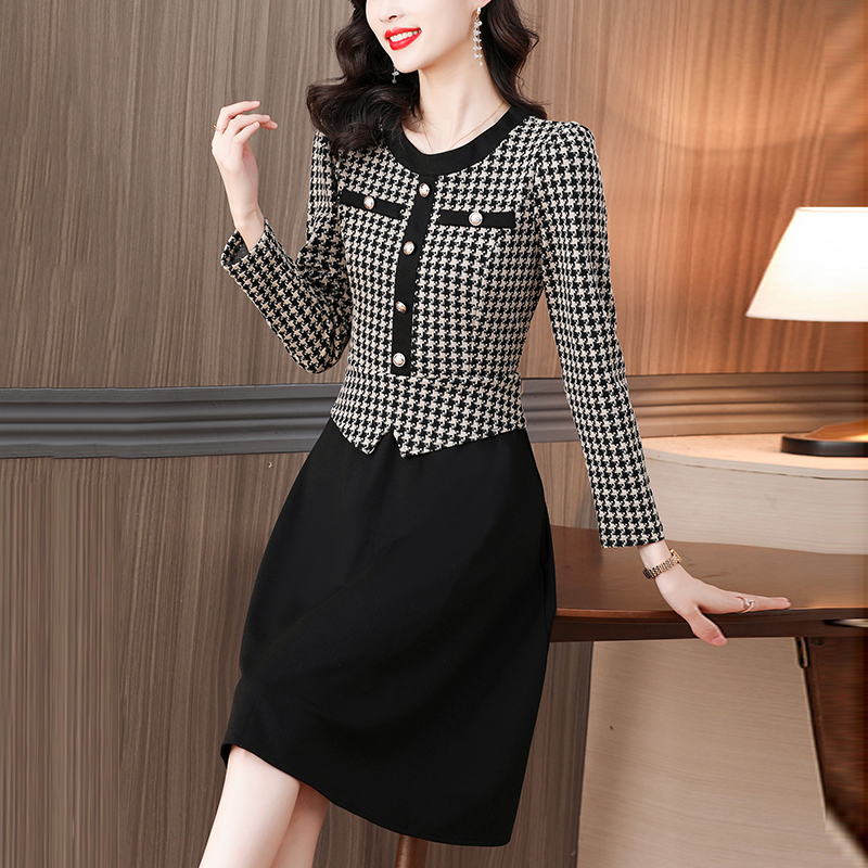 เดรสสาวอวบ มีไซส์ L-4XLอกเสื้อ 38-47 นิ้ว ใส่ได้ทั้งสาวหุ่นดีน่ารักจนถึงสาวอวบพลัสไซส์ จัดส่งฟรี! ทักแชทสั่งซื้อ