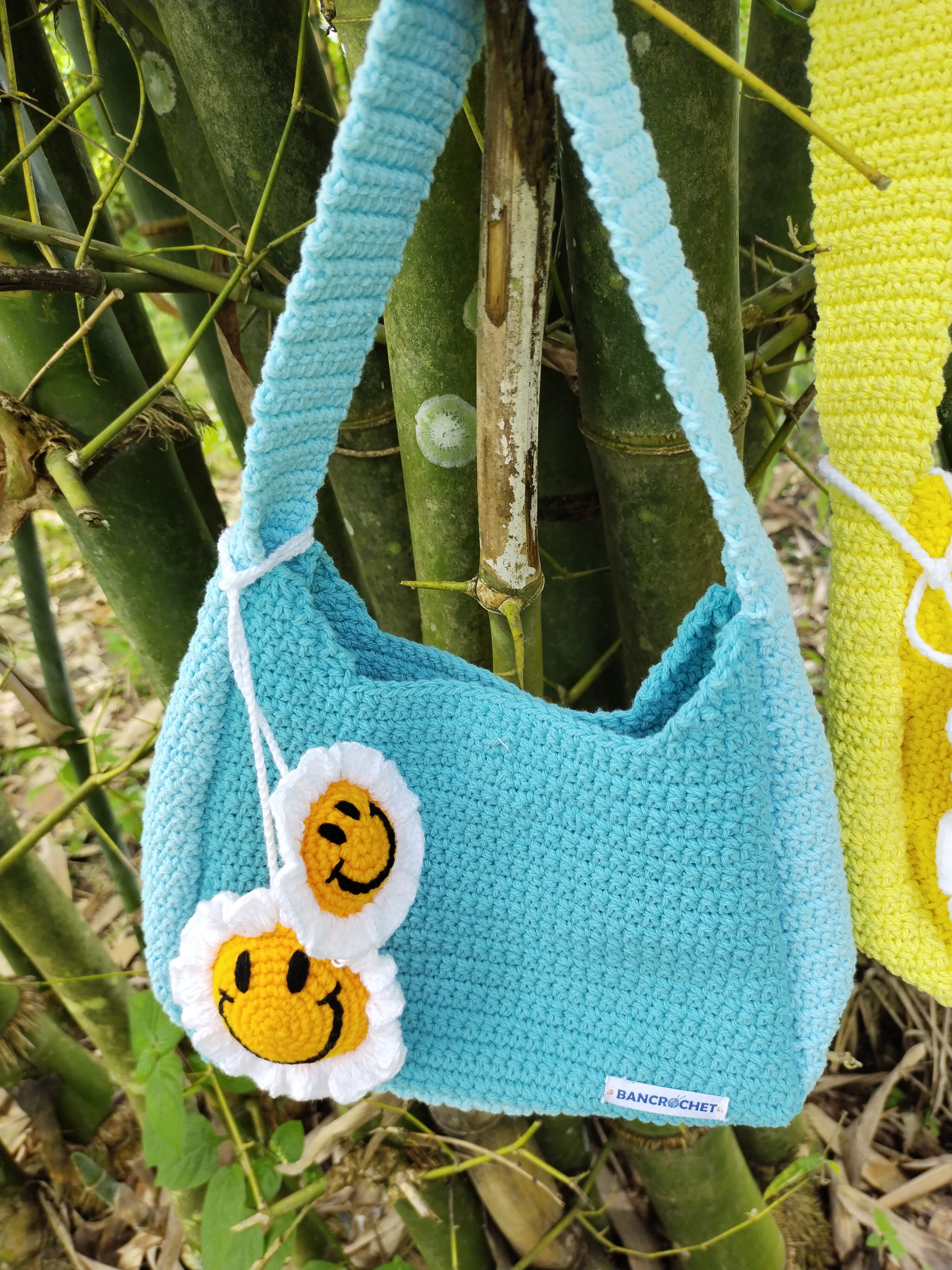 Bancrochet กระเป๋าถักโครเชต์ crochet bag ฟ้า 8*5.5 สาย 7 inch