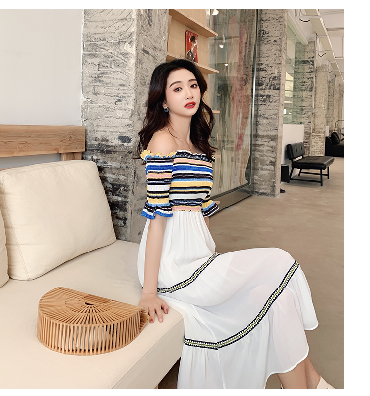 Dress4586 เดรสยาวเปิดไหล่สม็อครอบอกและเอว ช่วงบนผ้าคอตตอนลายริ้วโทนสีคัลเลอร์ฟูล ตัดต่อกระโปรงชีฟองเนื้อดีหนามีน้ำหนักสีขาวตกแต่งด้วยแถบเส้นลายกราฟฟิคดูมีดีเทล มีซับในอย่างดี งานเกรดพรีเมียมดูสวยแพง