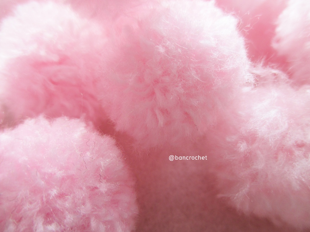 ปอมปอมไหมพรม ขนาด 2.5-3 ซม pom poms crochet ชมพูอ่อน 2.5-3 ซม.
