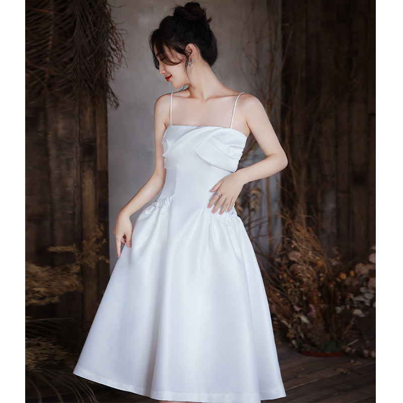 ชุดราตรี ชุดราตรีสวยหรู แบบ ทันสมัย Evening dress