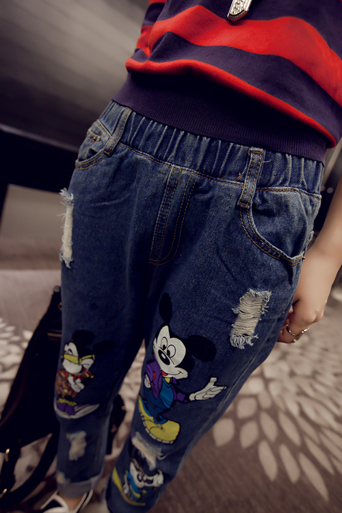 กางเกงยีนส์ สกรีนลายมิกกี้เมาส์ แต่งขาดๆ แนวๆ ทรงสวย พร้อมส่ง same pic