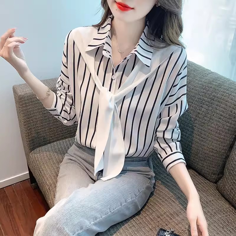 เสื้อเชิ้ตผู้หญิงแขนยาว เสื้อเชิ้ตผู้หญิงใส่ทํางาน 390 บาทต่อชิ้น ฟรีค่าจัดส่ง