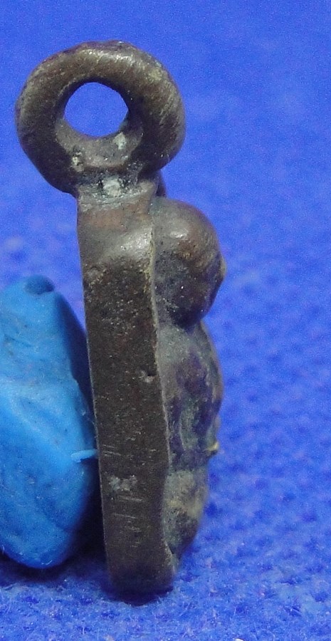 หลวงพ่อเงิน จอบเล็ก