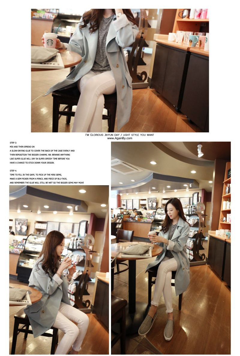 เสื้อโค้ท สีฟ้า ใส่คลุมตัวนอกกันหิมะได้ ผ้าในล่อนเนื้อดีบุซับในกันลม ดูไม่หนา แต่อุ่นพอตัวเลยจ้า งานดีคุณภาพตามแบบเลยจ้า ฟ้าเข้มกว่าในรูปนิดหน่อย ดูในภาพสินค้าจรองได้ค่ะ