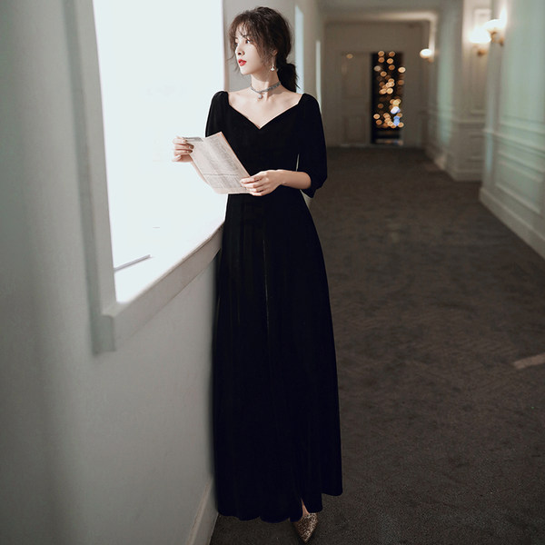 ชุดราตรี ชุดราตรีสวยหรู แบบ ทันสมัย Evening dress