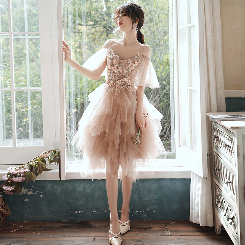 ชุดราตรี ชุดราตรีสวยหรู แบบ ทันสมัย Evening dress