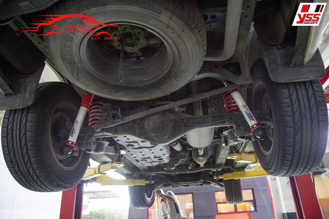 โช้คอัพรถยนต์ สปริง YSS รุ่น DTG Plus รถ Toyota FORTUNER ปี 05-14 โหลดเตี้ย