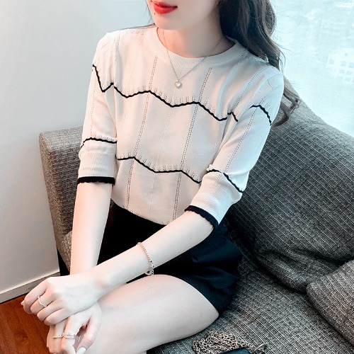 เสื้อเชิ้ตแขนยาววัยรุ่น ลายสวยๆ แบรนด์ YIL AN